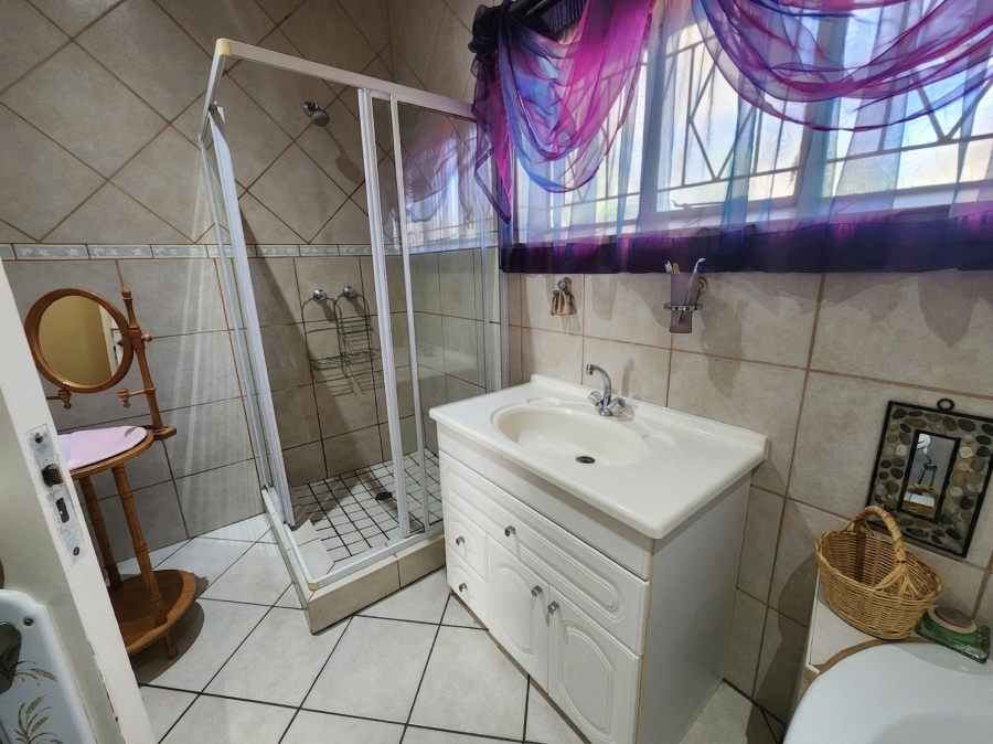 4 Bedroom Property for Sale in Sasolburg Ext 4 Free State